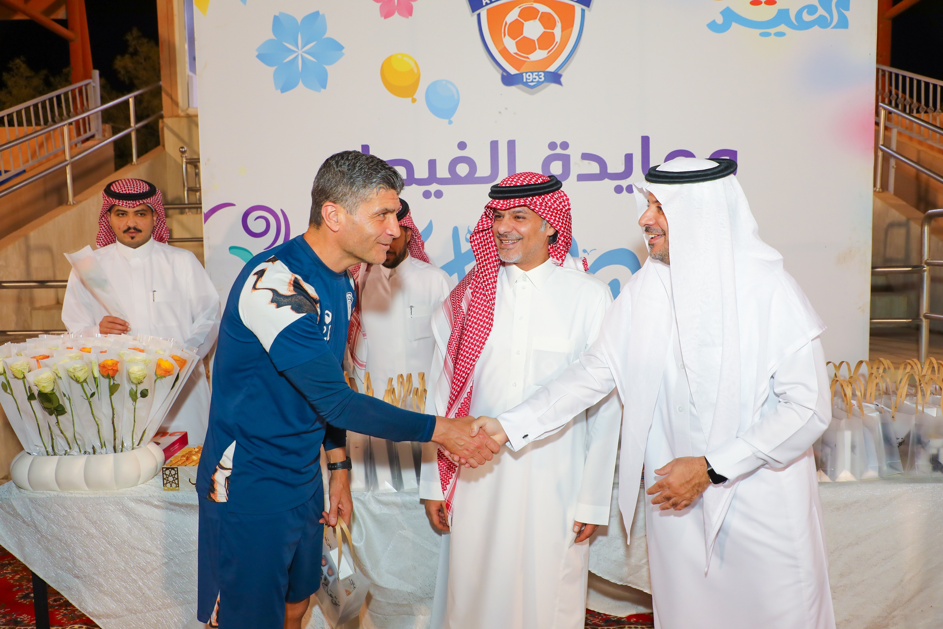 الفيحاء يستأنف تدريباته ويقيم حفل معايدة لمنسوبي الفريق الأول لكرك القدم