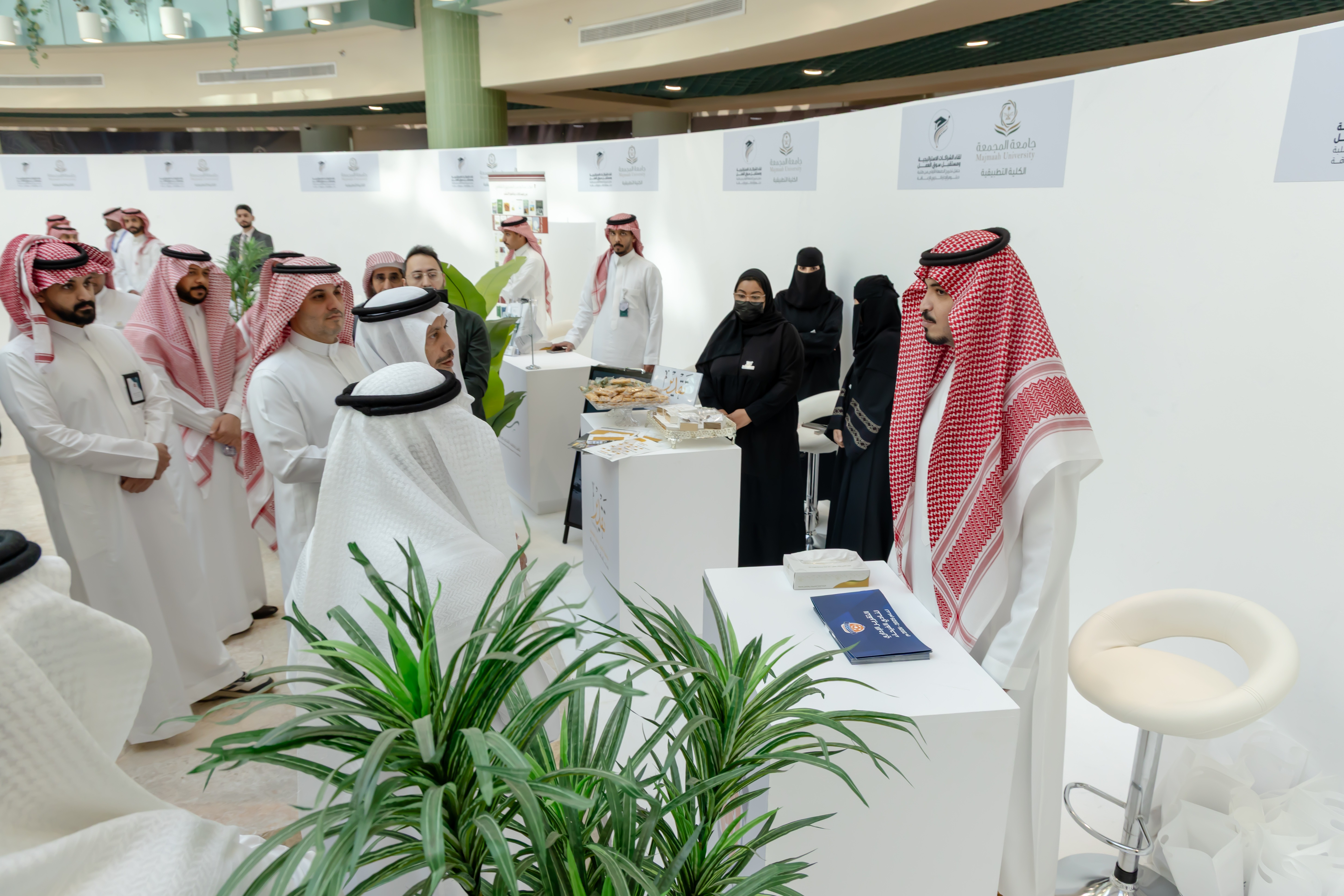 نادي الفيحاء يشارك في لقاء الشراكات الاستراتيجية ومستقبل سوق العمل بجامعة المجمعة