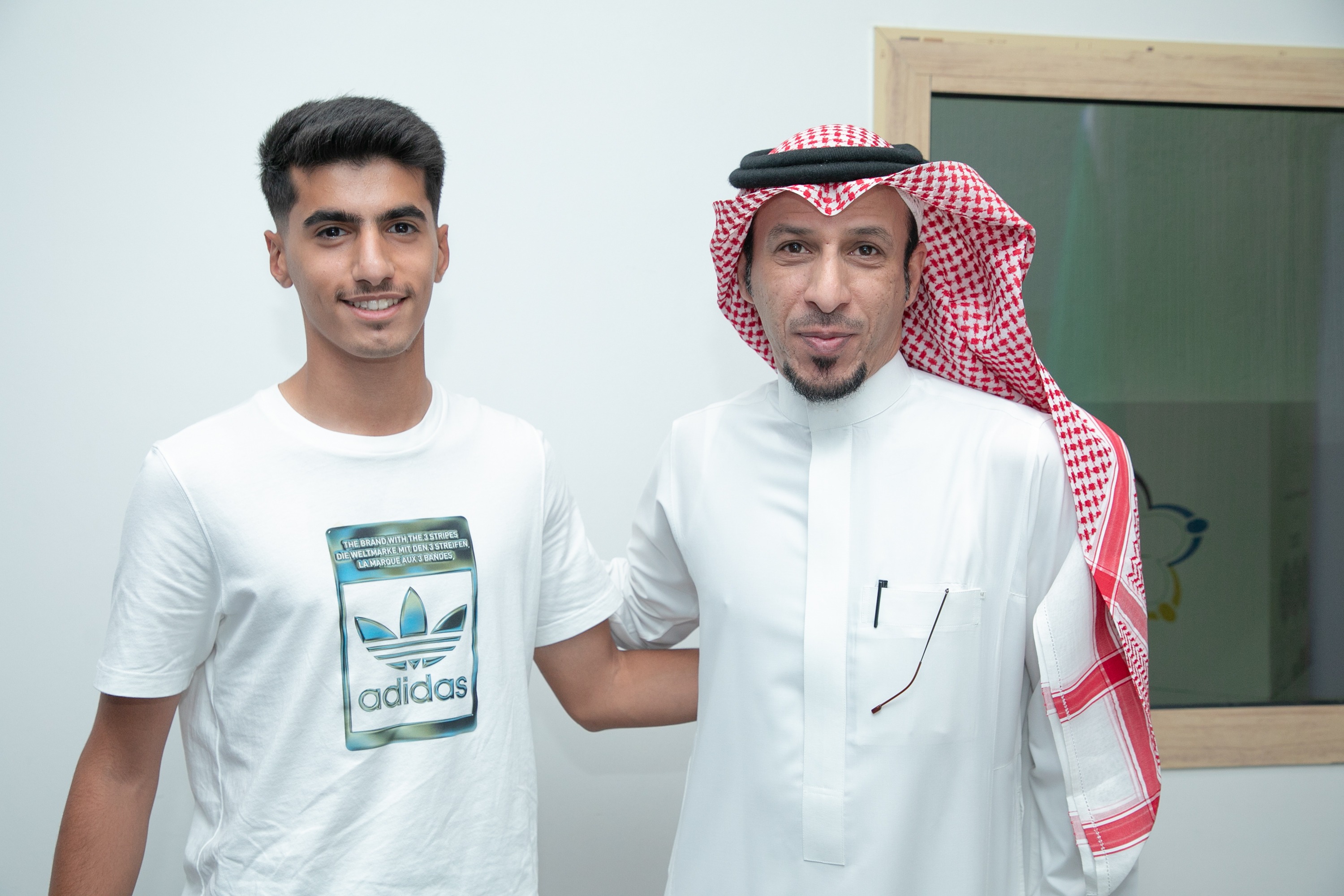 الفيحاء‬⁩ يوقع عقداً احترافياً مع اللاعب اللاعب أسامة التركي "17 سنة" لمدة سنتين .