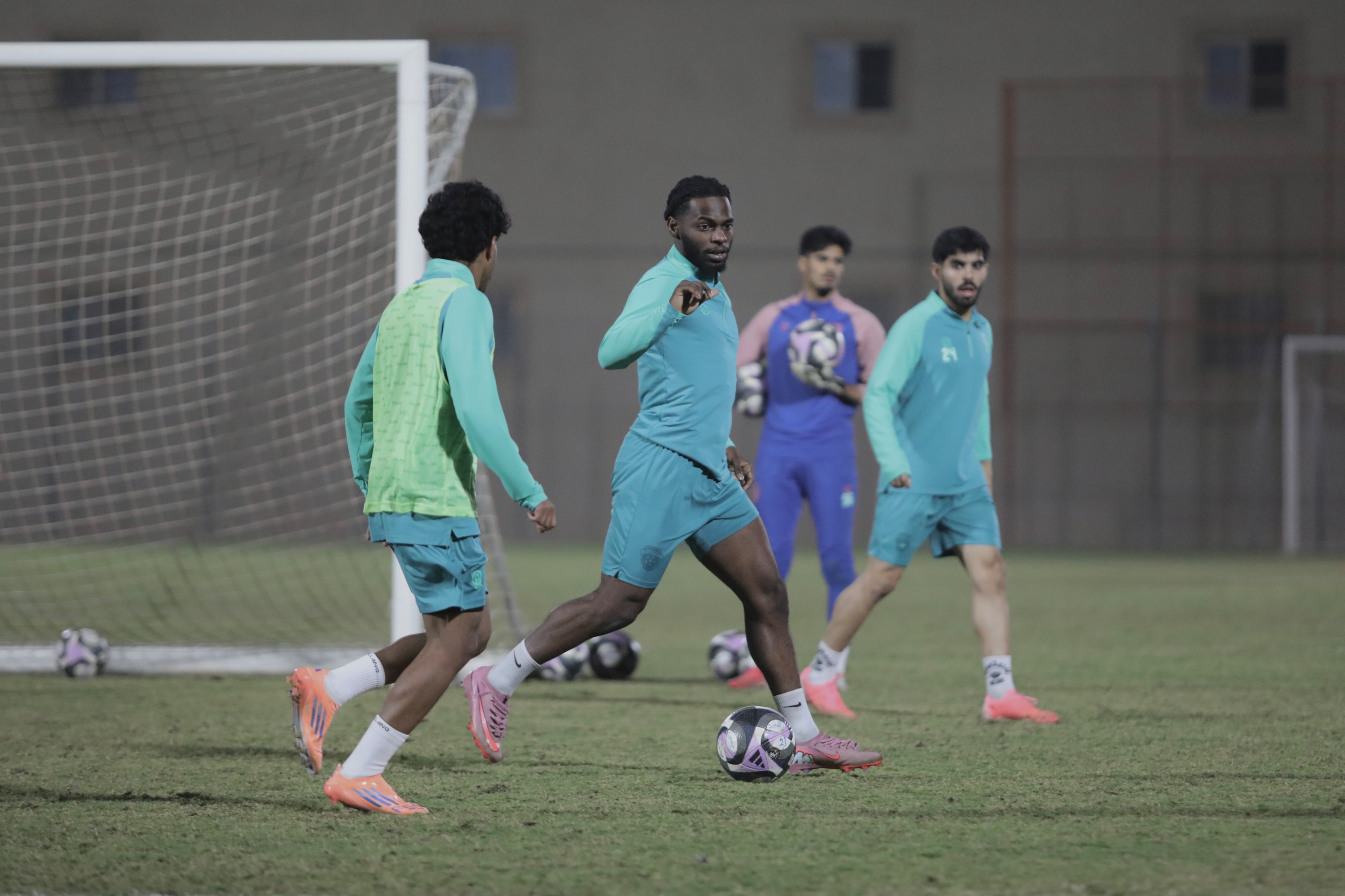 الفيحاء‬⁩ ينهي استعداداته لمواجهة الخلود ضمن الجولة التاسعة من ⁧‫دوري جوّي للنخبة‬⁩ تحت 21 عام .