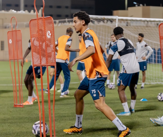 الفيحاء يواصل استعداداته لمواجهة الفتح بحصة تدريبية تكتيكية