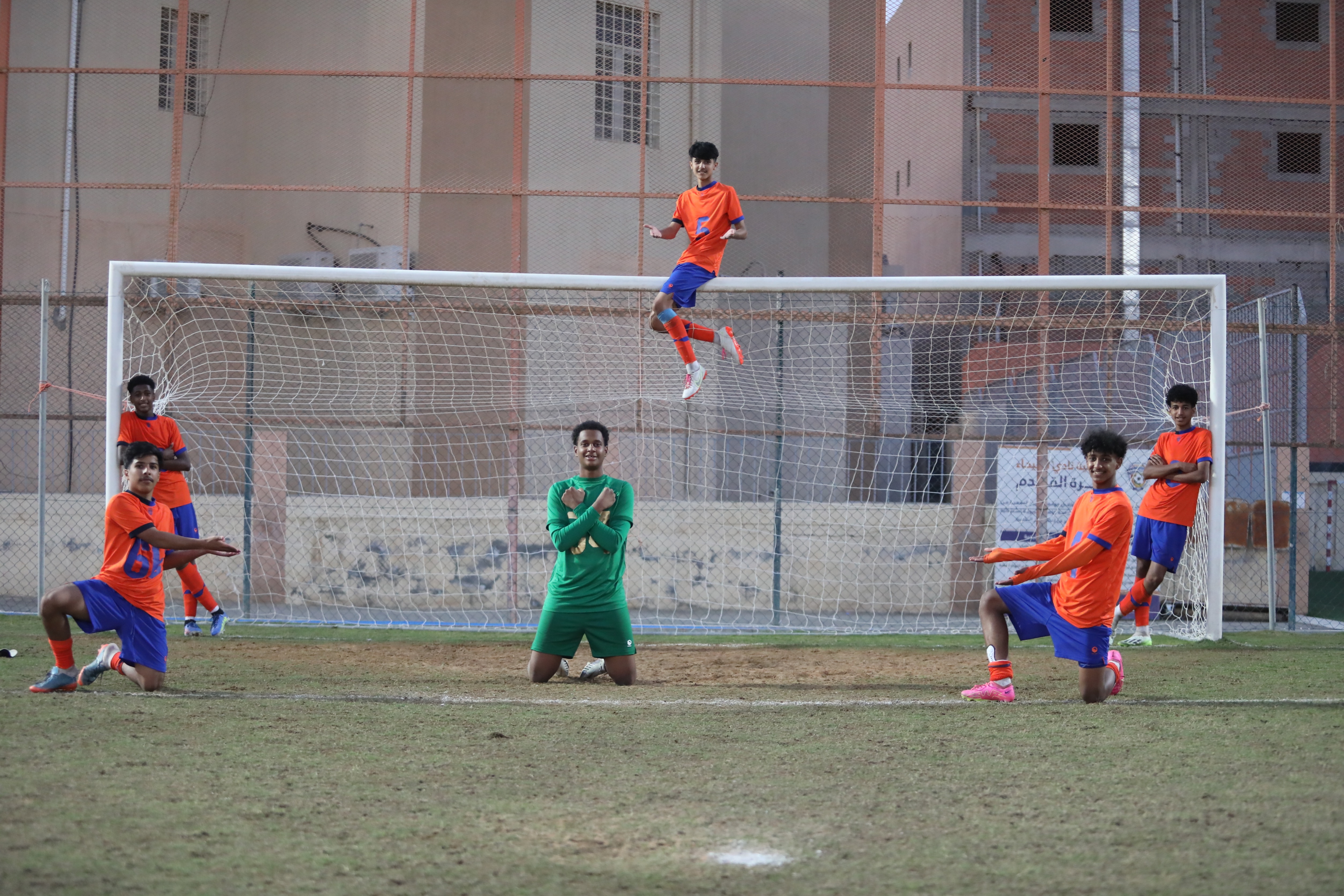 الفيحاء تحت 15 سنة يكسب لقاء نظيره نادي الهلال بهدفين