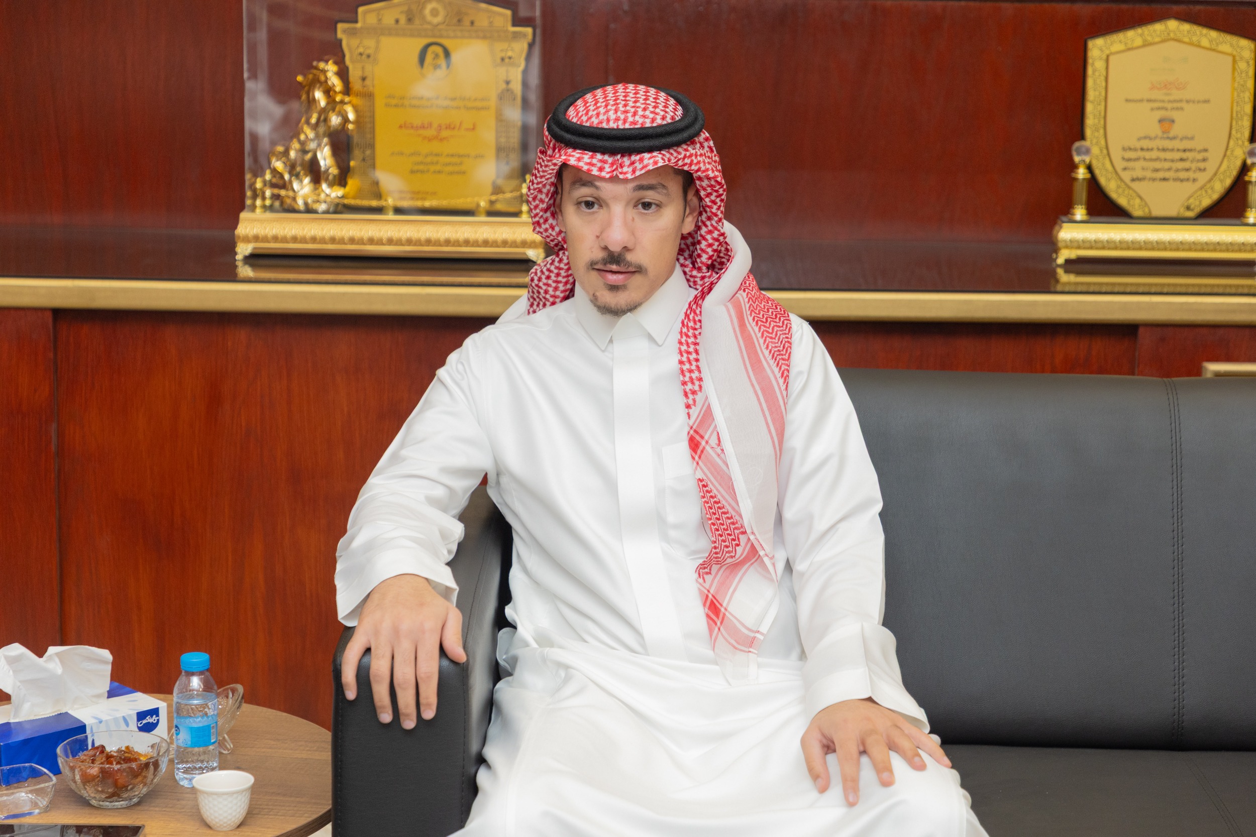 رئيس رابطة دوري المحترفين المهندس عبدالعزيز العفالق يزور الفيحاء