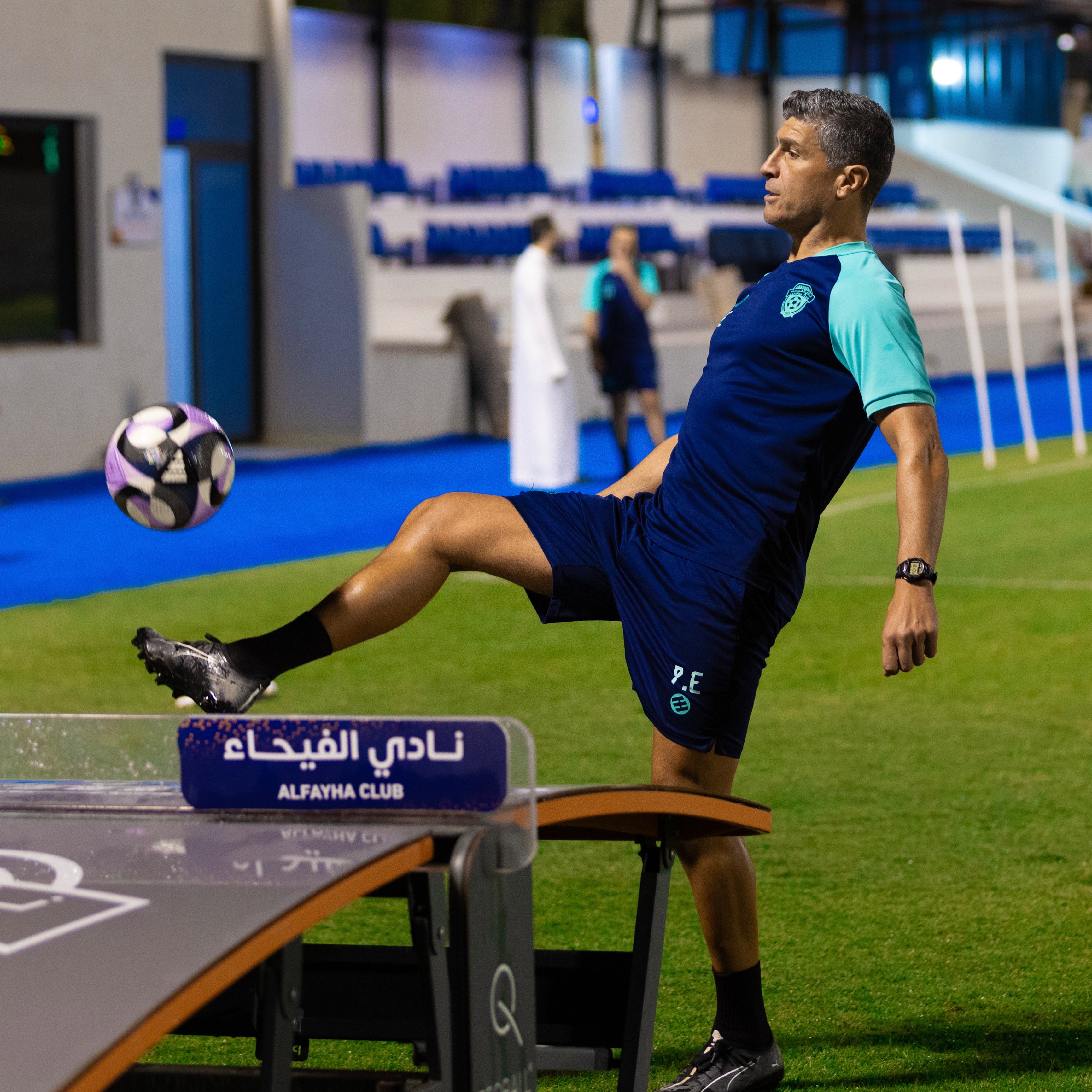 الفيحاء يستأنف تدريباته مساء اليوم الجمعة على ملعب معالي الشيخ عبدالعزيز التويجري بمقر النادي