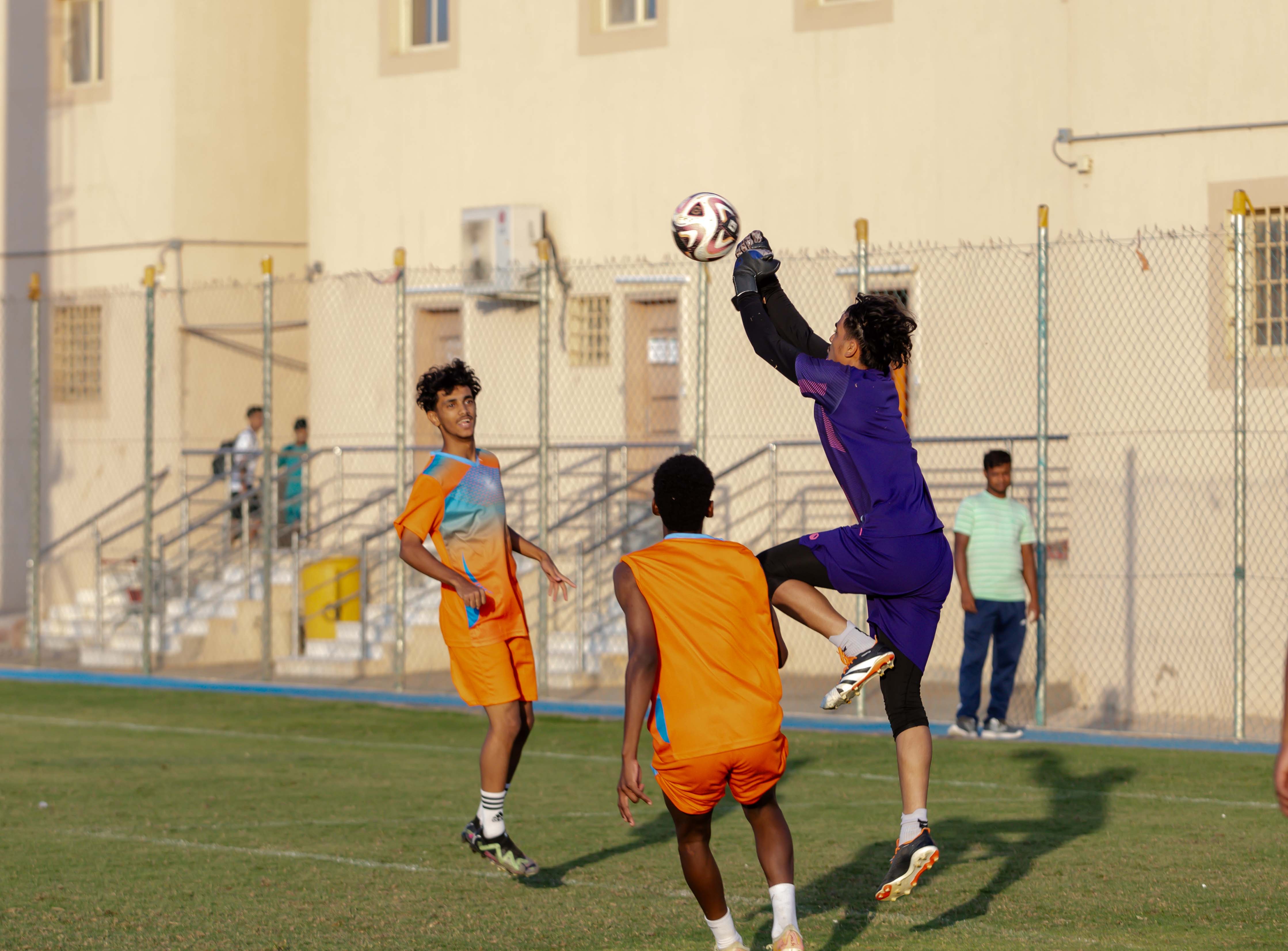 الفيحاء تحت 17 سنة يجري تمرينه الرئيس لمواجهة نظيره نادي الانصار