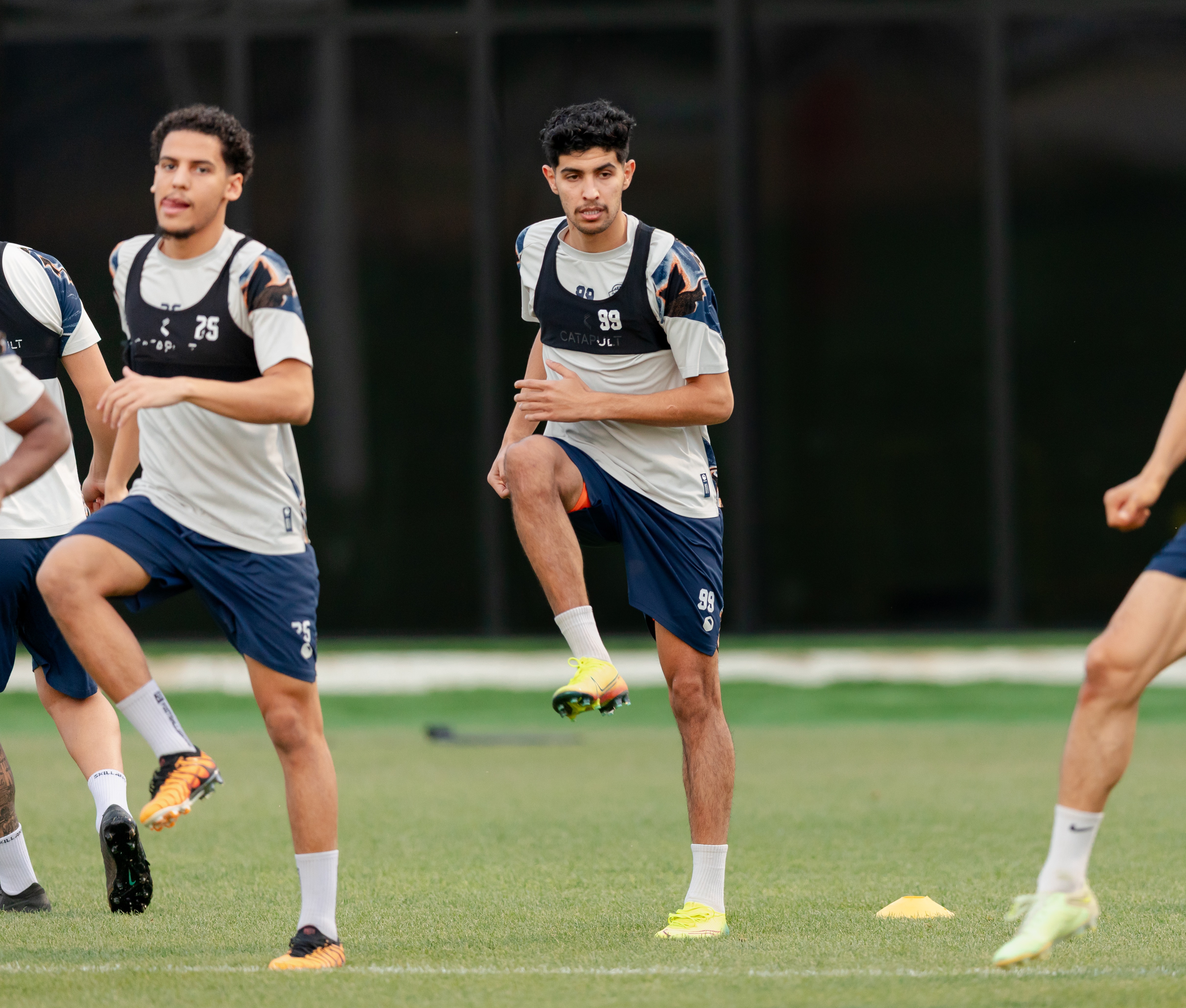 الفيحاء يجري تمرينه الرئيس استعدادًا لمواجهة الفتح في دوري روشن السعودي