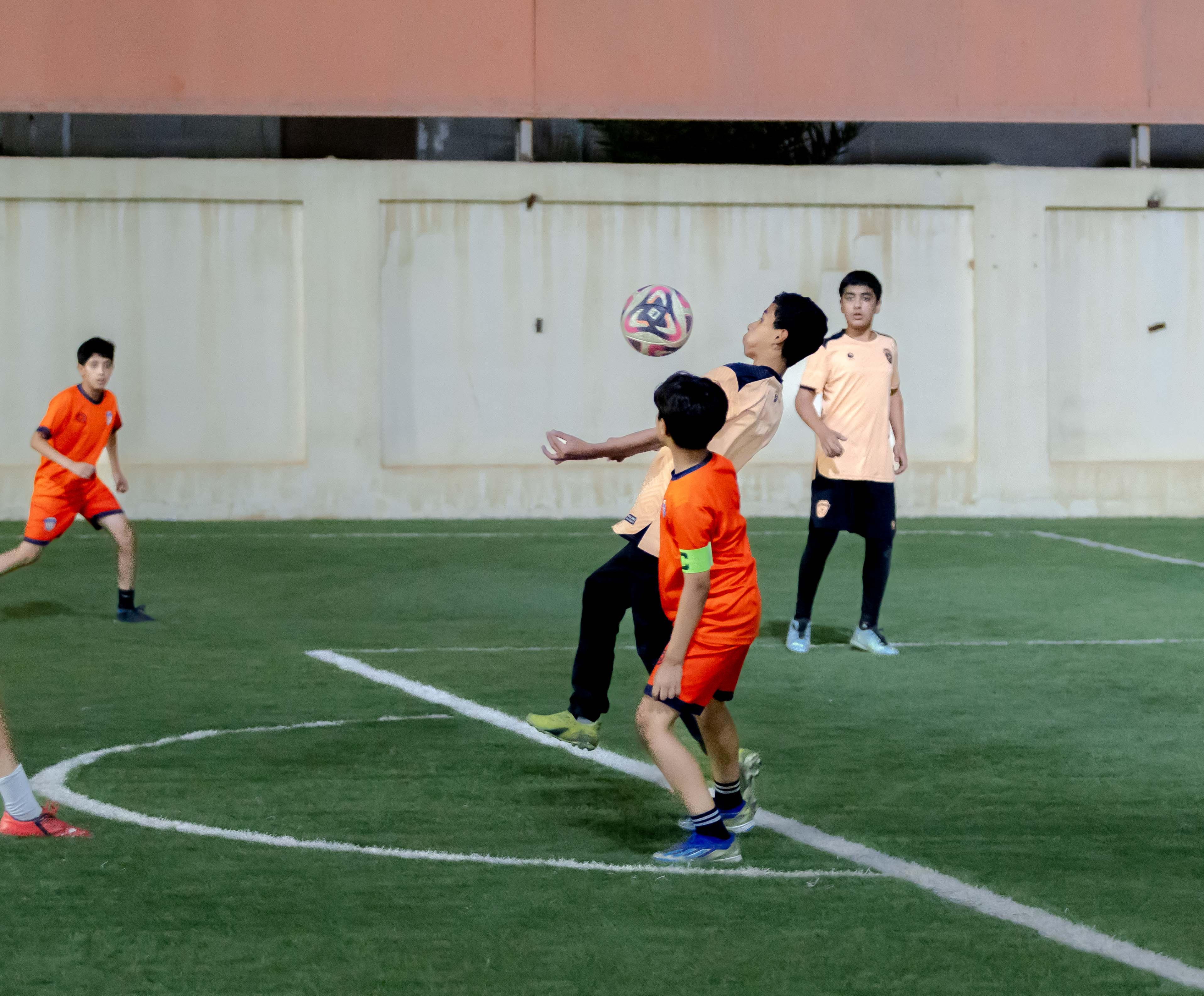 اكاديمية الفيحاء تقيم مناورة ودية