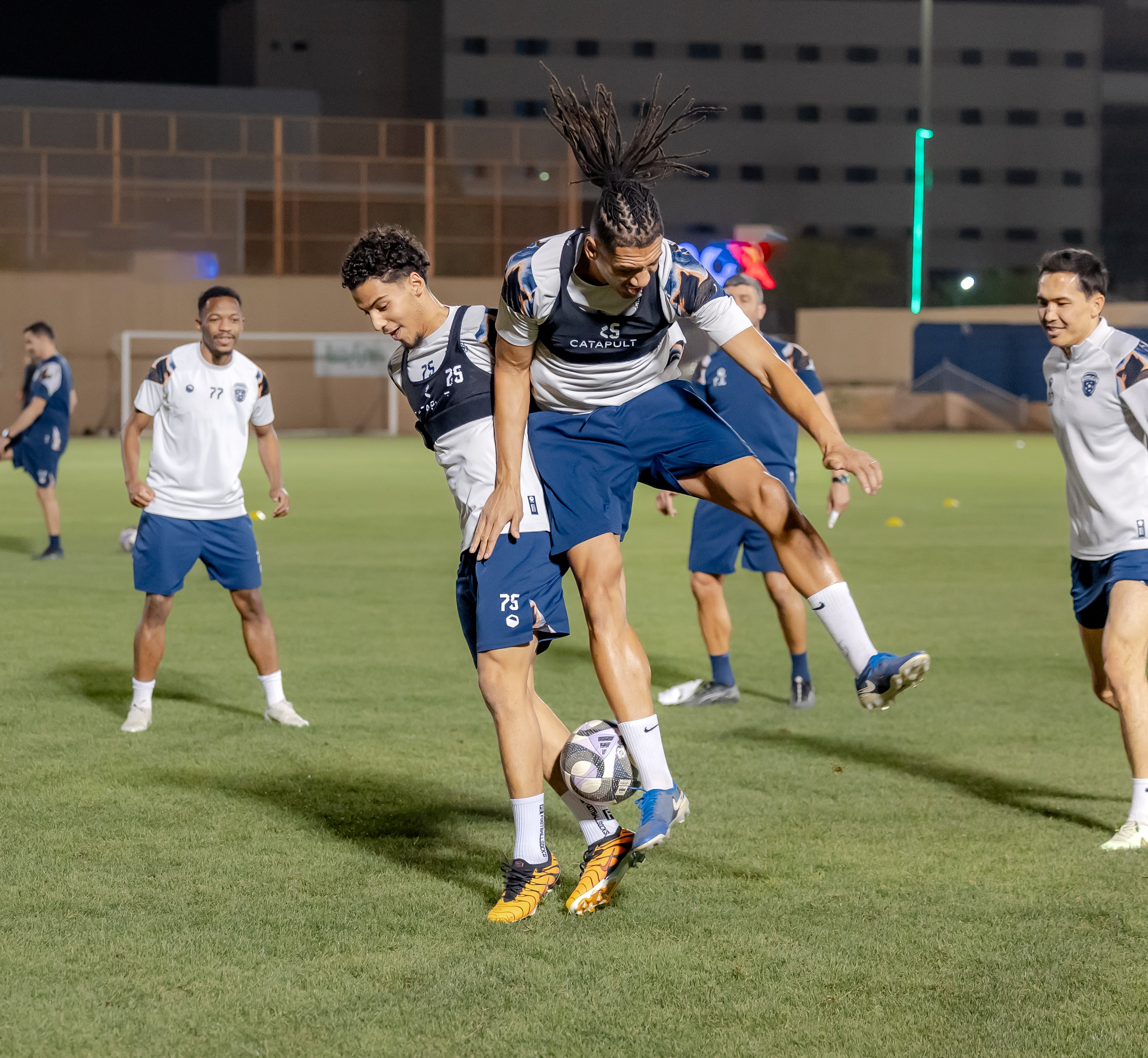 الفيحاء يختتم استعداداته لمواجهة الفتح غداً الأحد في المجمعة