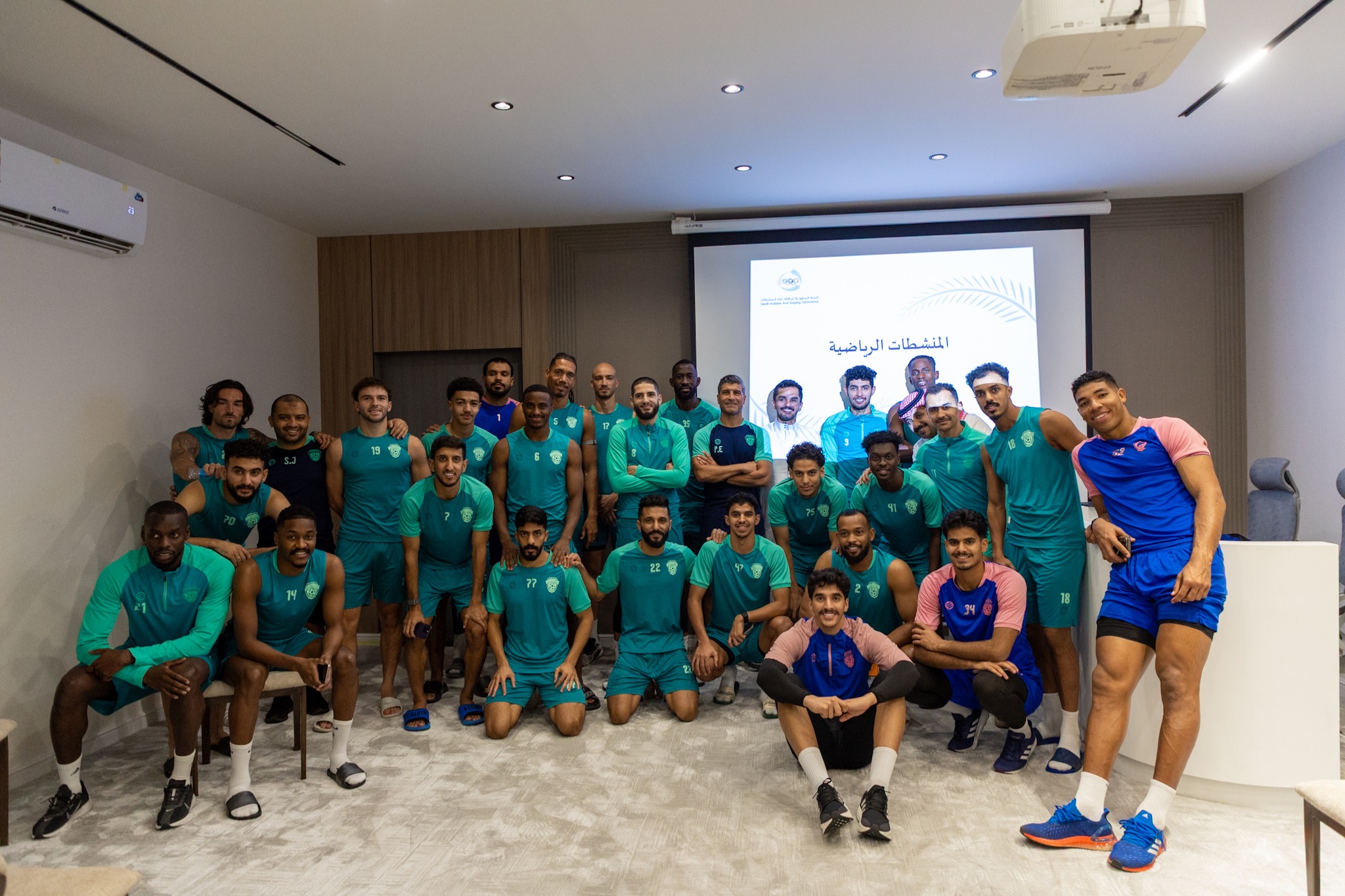 نادي الفيحاء يُنظم سلسلة من المحاضرات التثقيفية والبرامج التطويرية لمنسوبيه