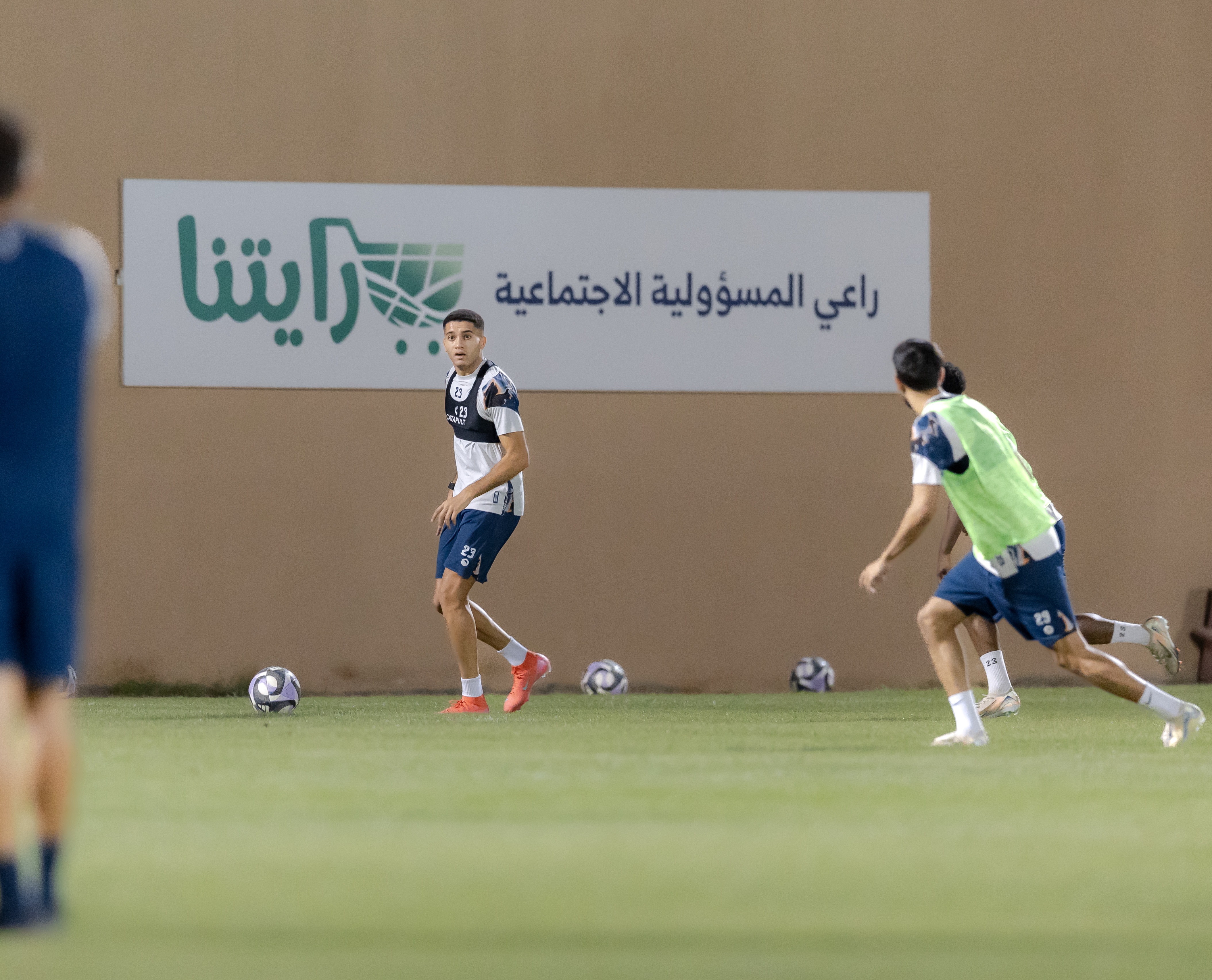 الفيحاء يختتم استعداداته لمواجهة الفتح غداً الأحد في المجمعة