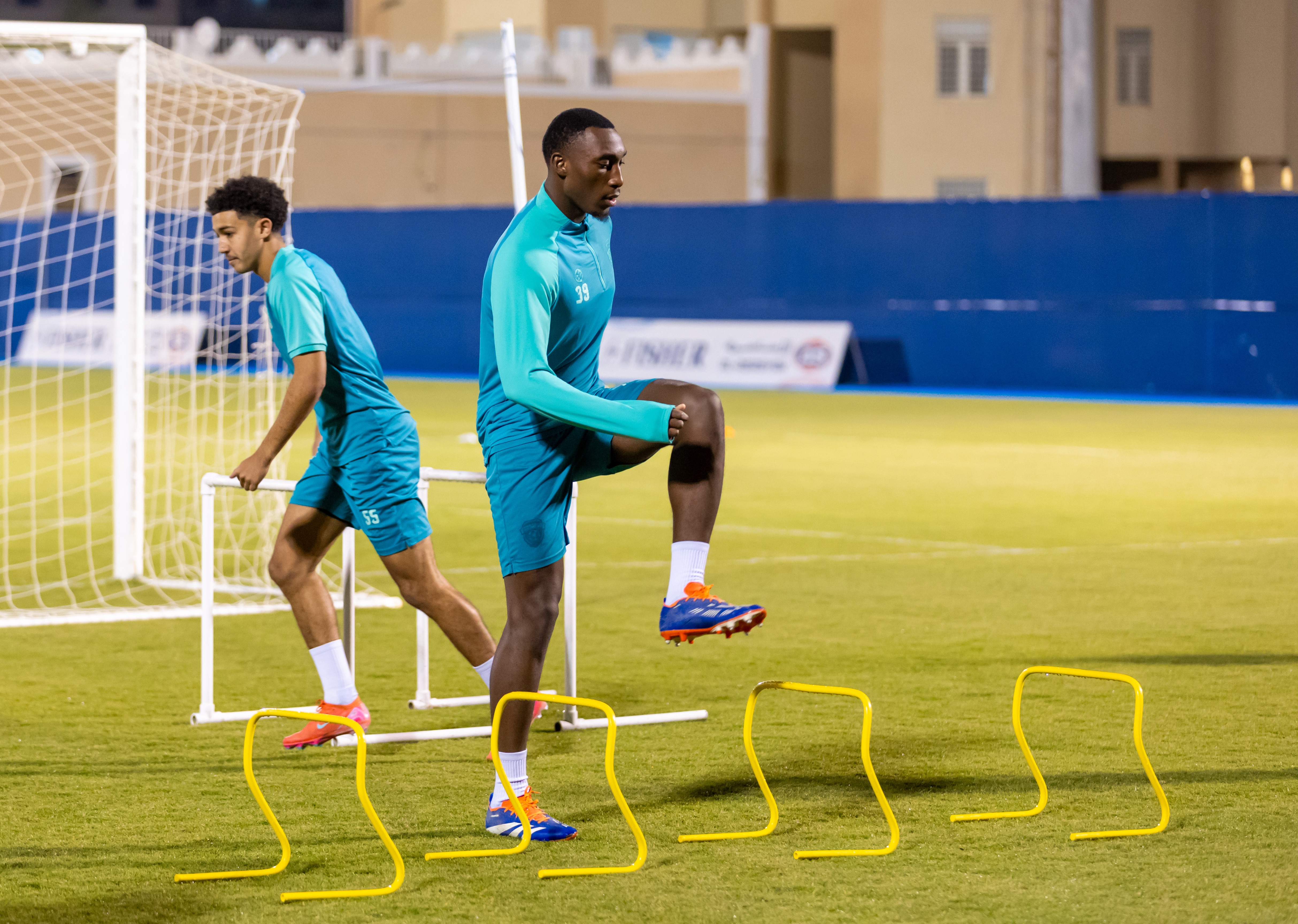 الفيحاء يواصل تدريباته اليومية بحصة مسائية في المجمعة