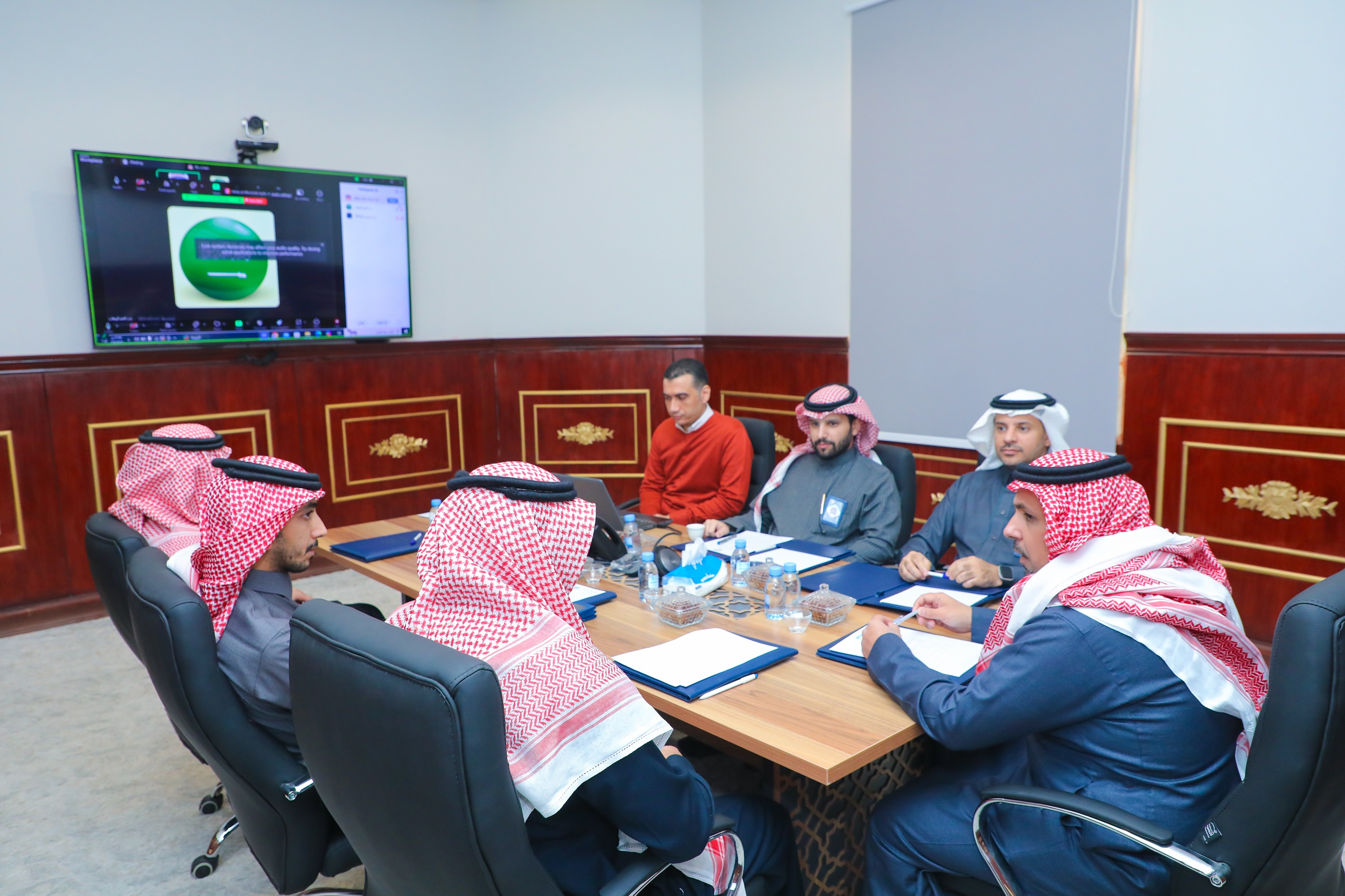 مجلس إدارة النادي يعقد اجتماعه الدوري