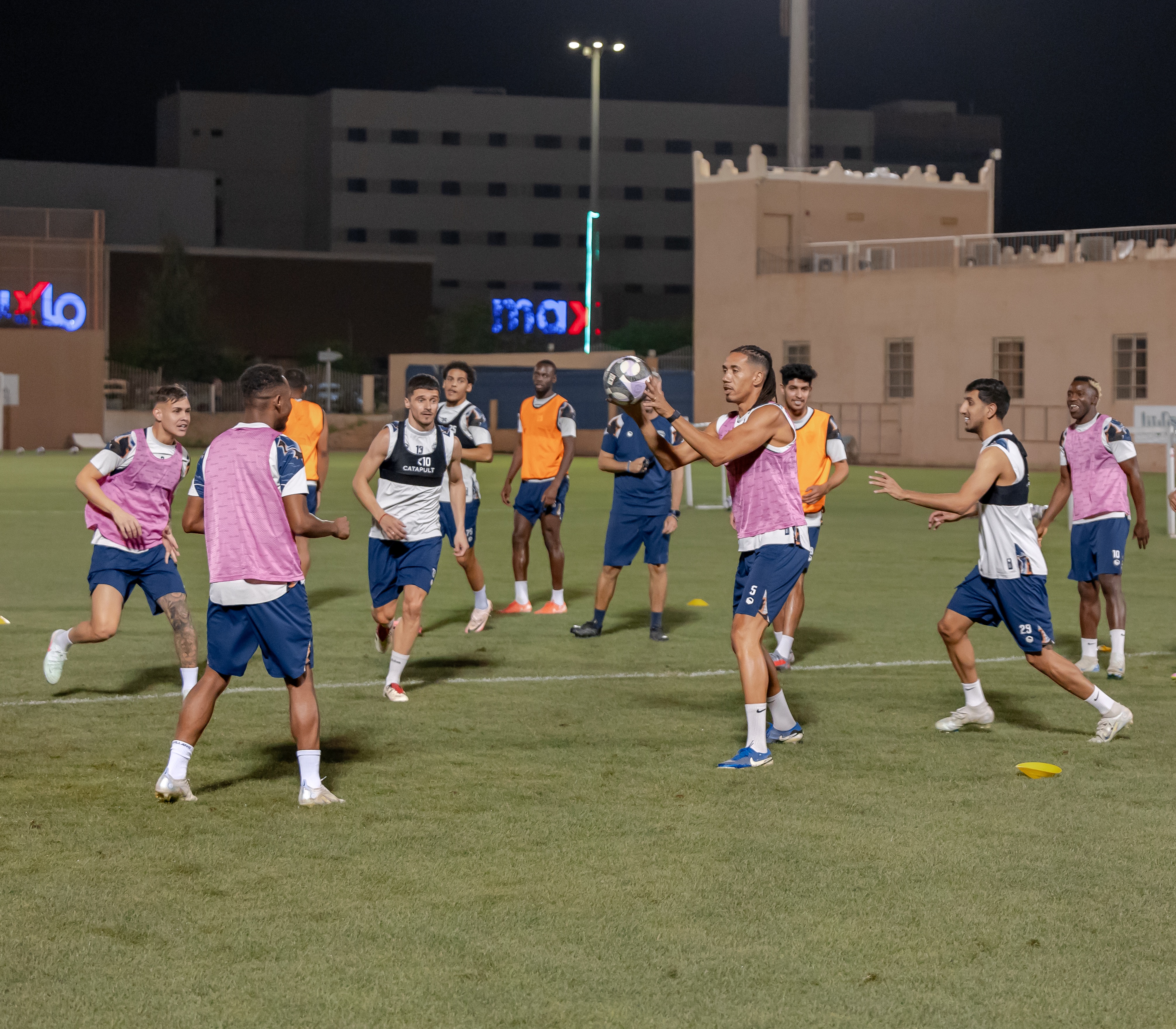 الفيحاء يجري مرانه الرئيس استعداداً لمواجهة الإتحاد