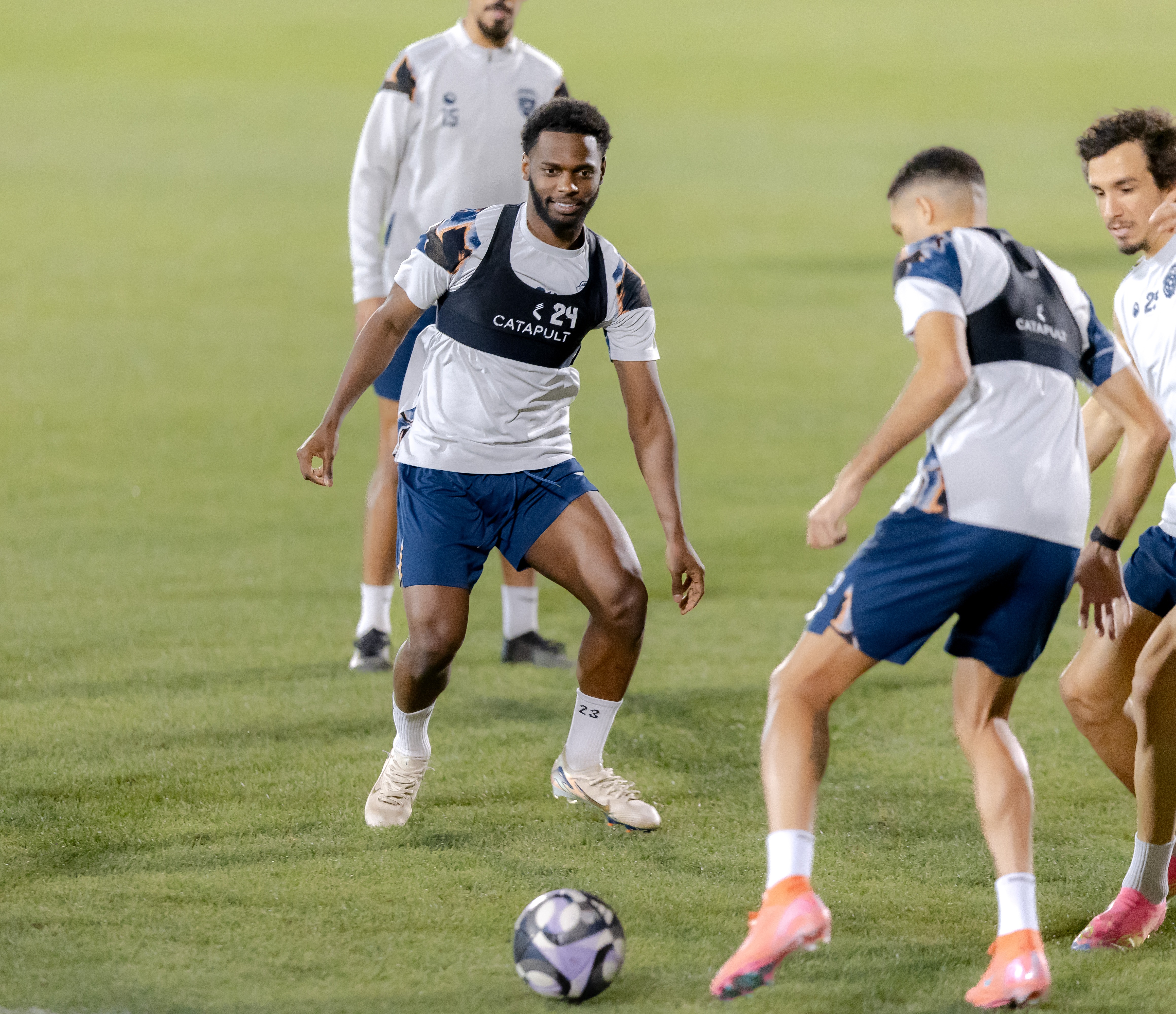 الفيحاء يختتم استعداداته لمواجهة الفتح غداً الأحد في المجمعة