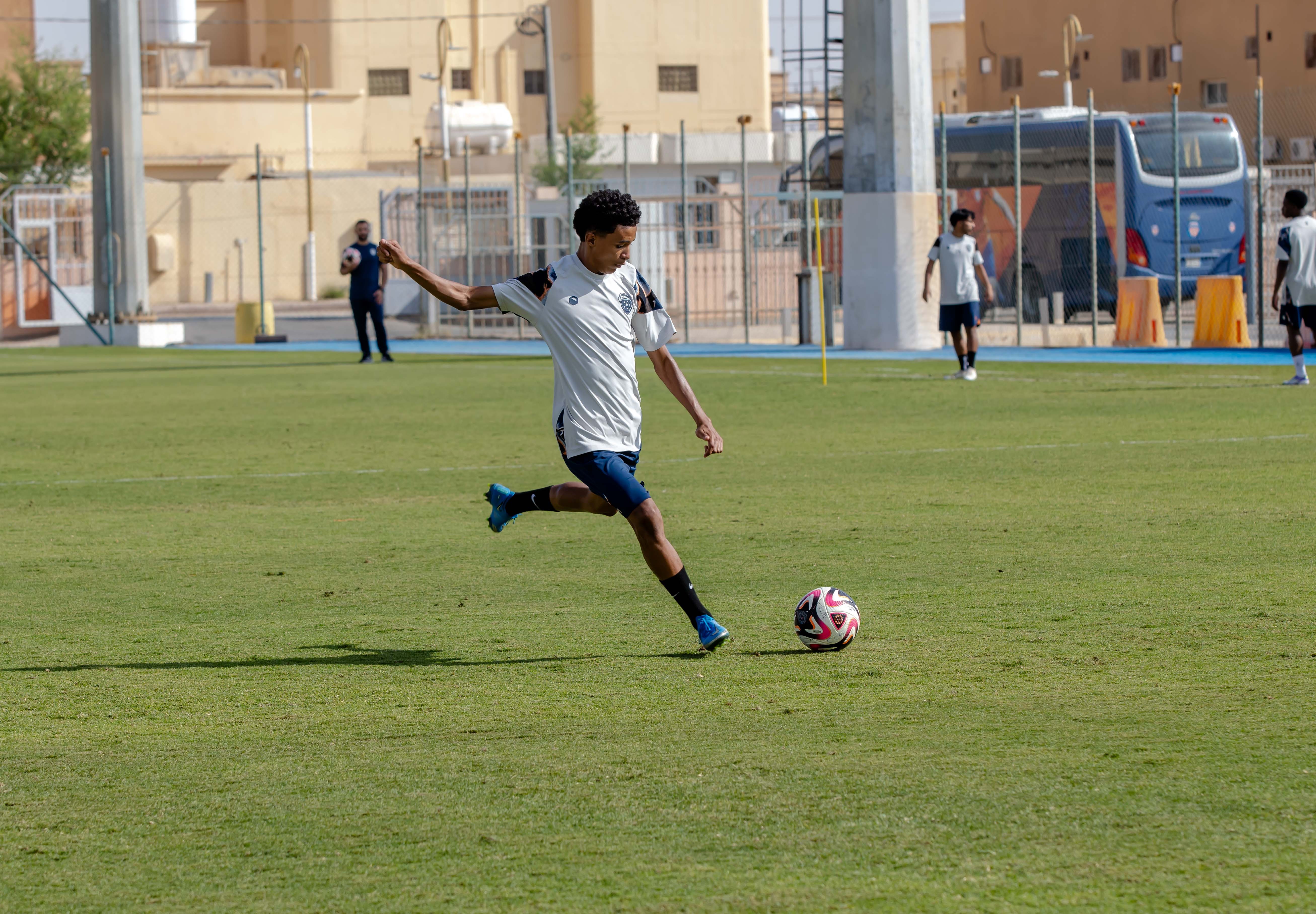 الفيحاء تحت 17 سنة يجري تمرينه الرئيس لمواجهة نظيره نادي الامجاد