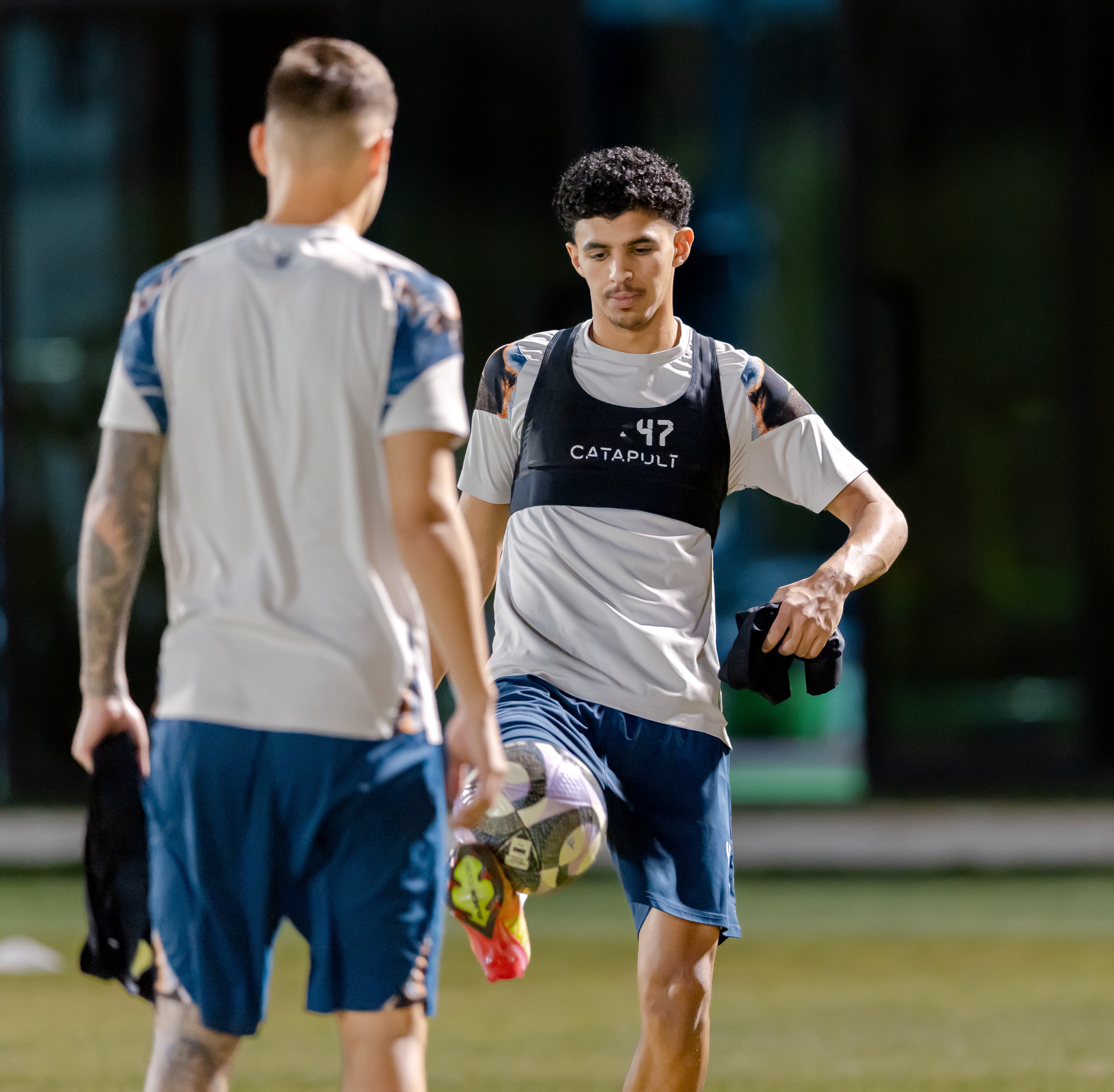 الفيحاء يجري مرانه الرئيس استعداداً لمواجهة الأخدود