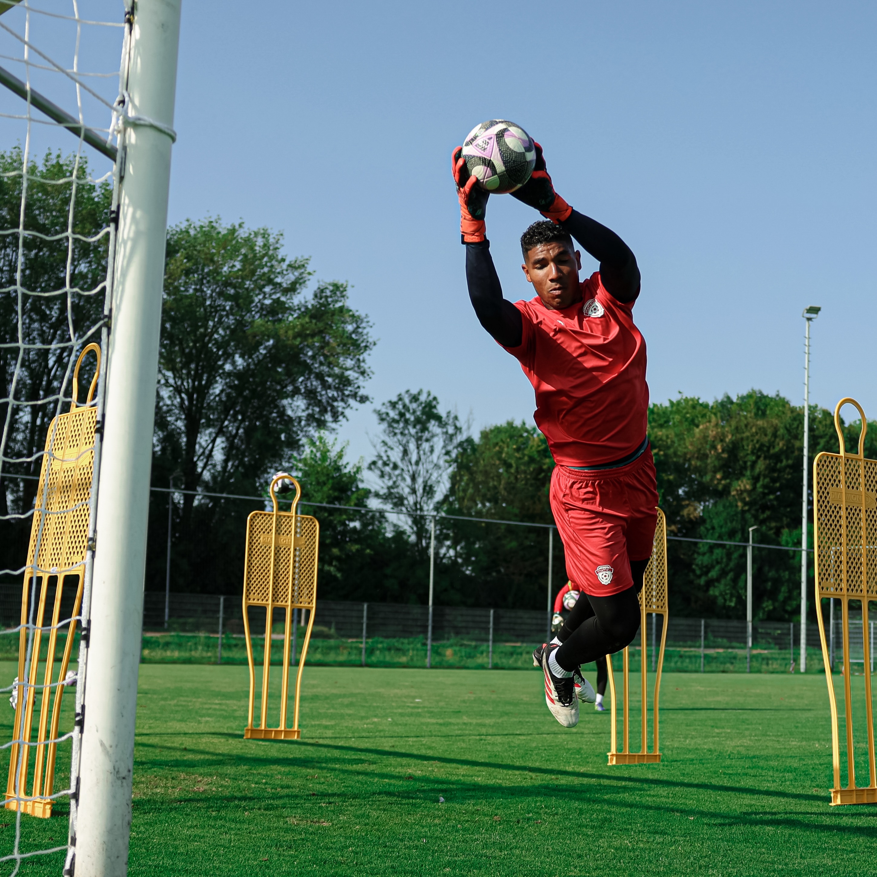 الفيحاء ينهي تحضيراته لمواجهة التعاون غداً الأربعاء في رابع المباريات الودية في معسكر هولندا