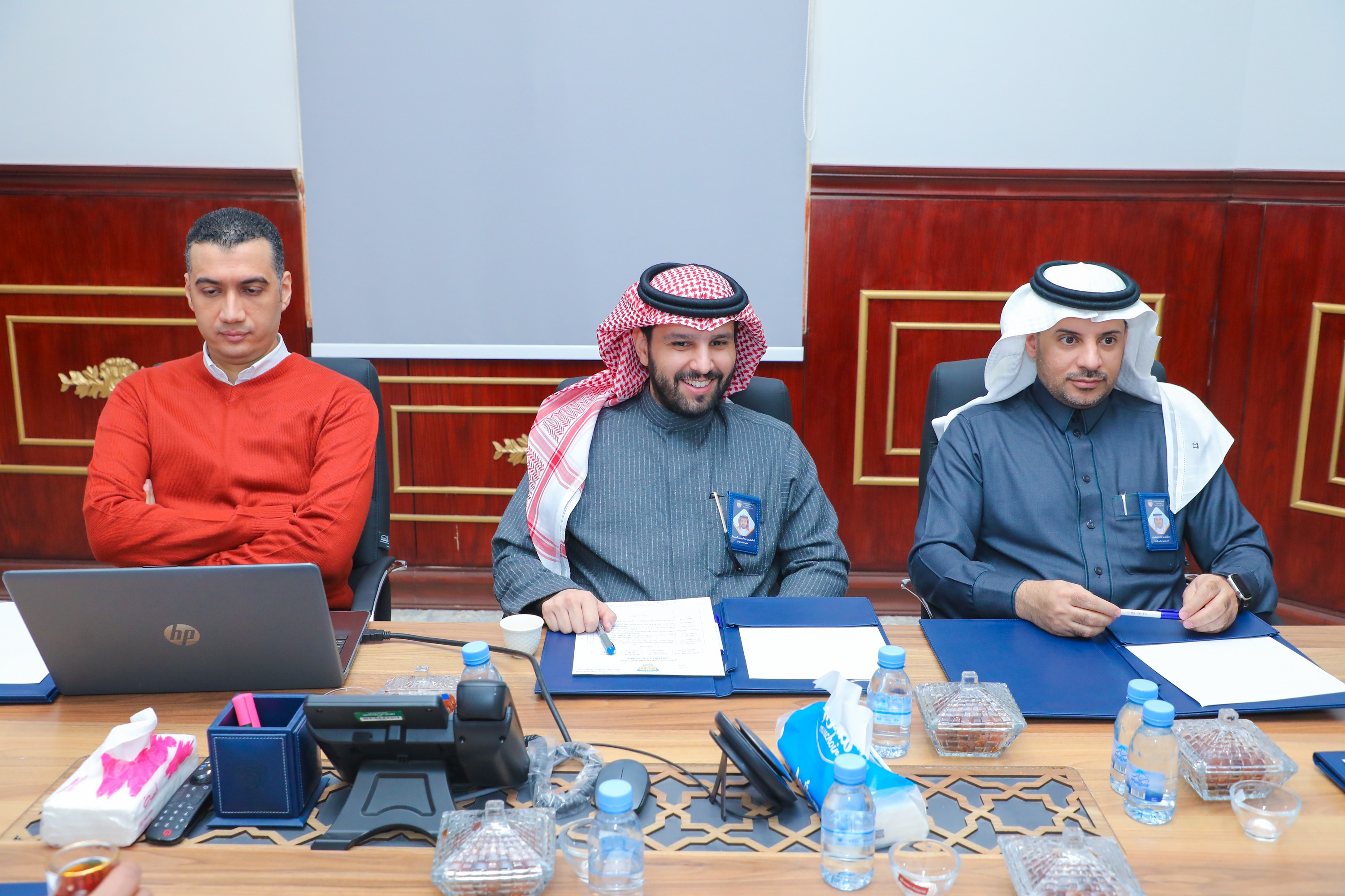 مجلس إدارة النادي يعقد اجتماعه الدوري