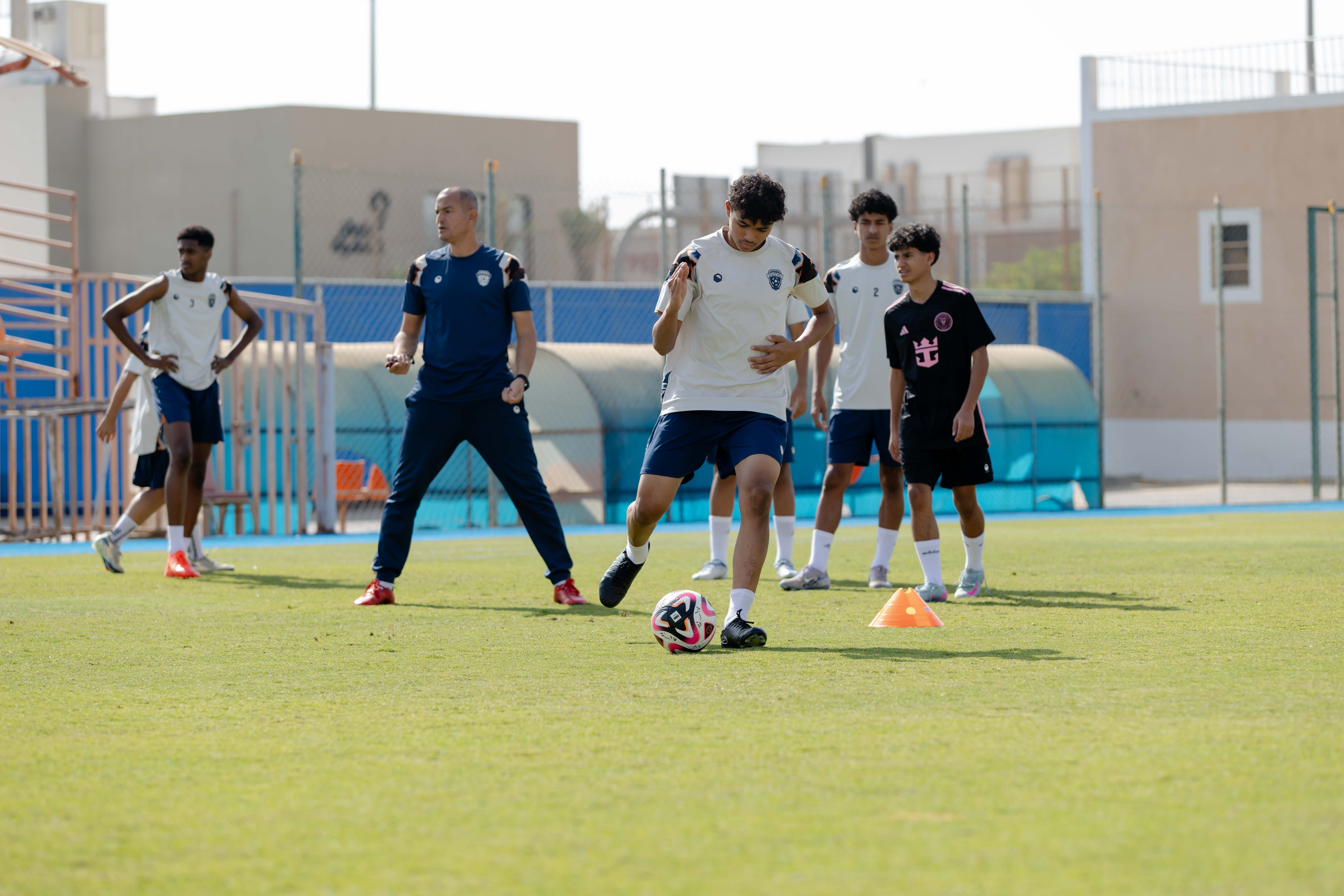 الفيحاء تحت 17 سنة يجري تمرينه الرئيس لمواجهة نظيره نادي الامجاد